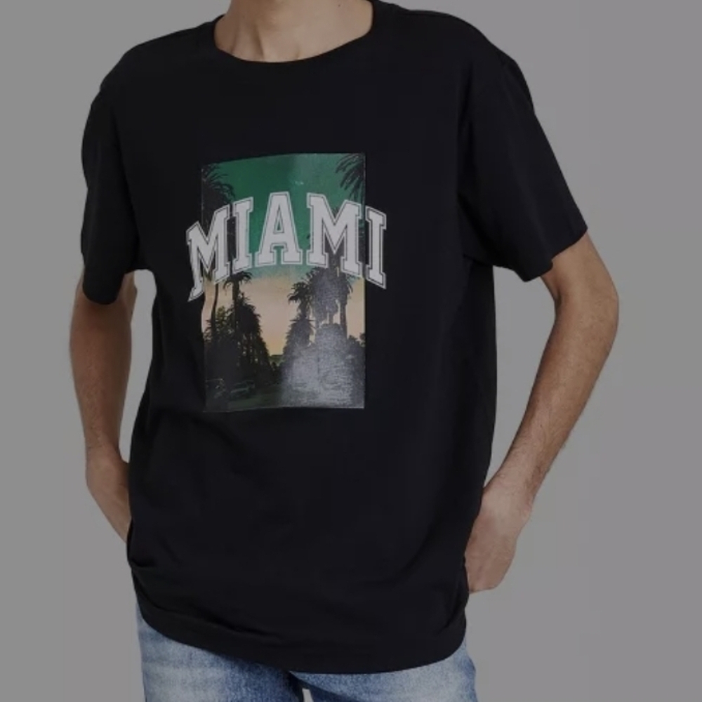 Orginal Use Miami Tshirt (L)